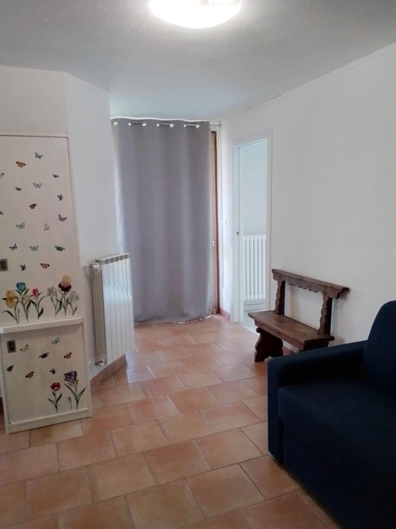 Holiday Apartaments Десенцано дел Гарда Екстериор снимка