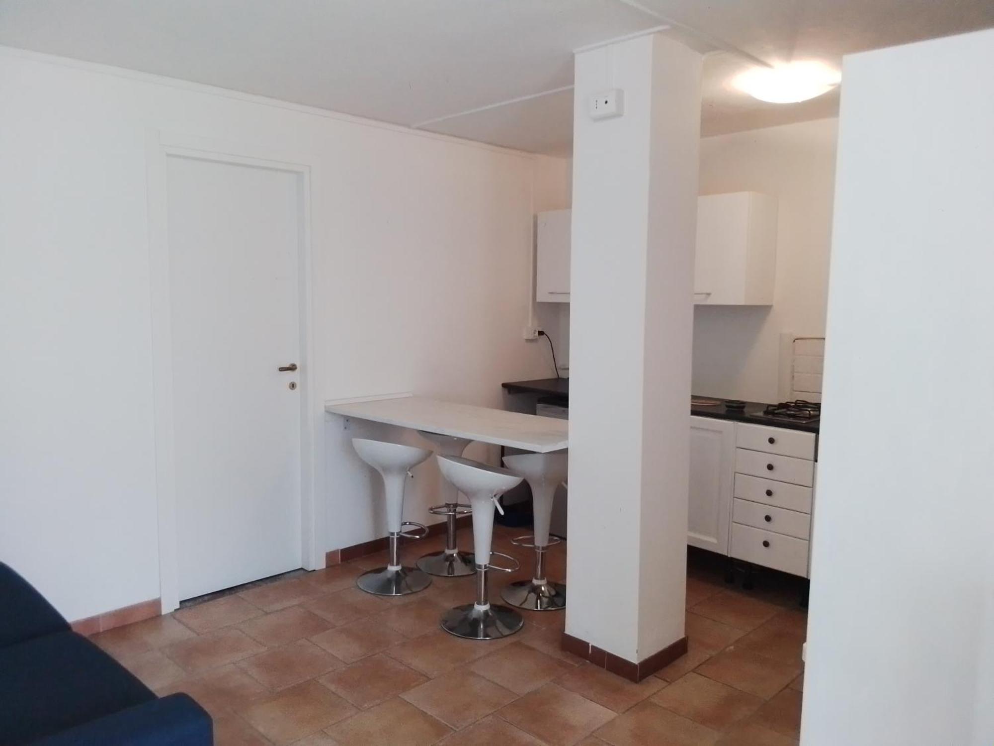 Holiday Apartaments Десенцано дел Гарда Екстериор снимка